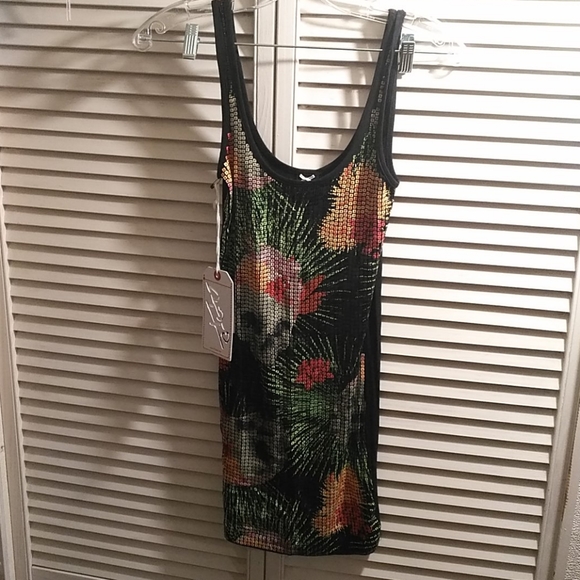 Dress - Picture 2 of 4